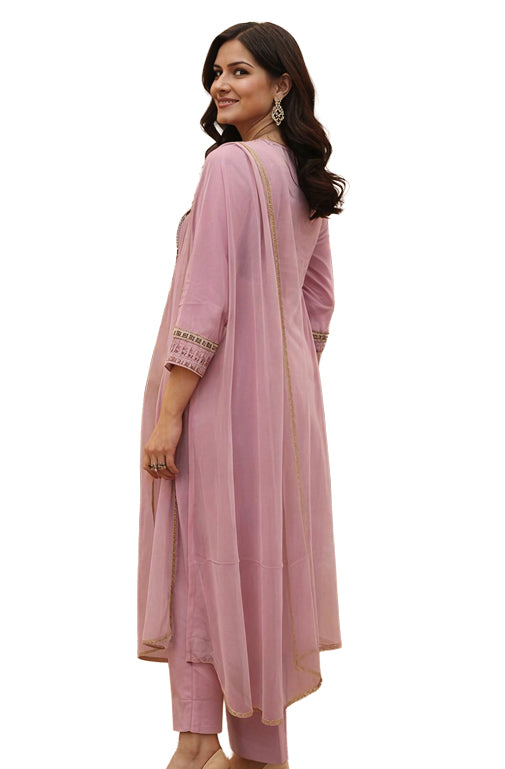 Women Printed Regular Kurta with Trousers & Dupatta